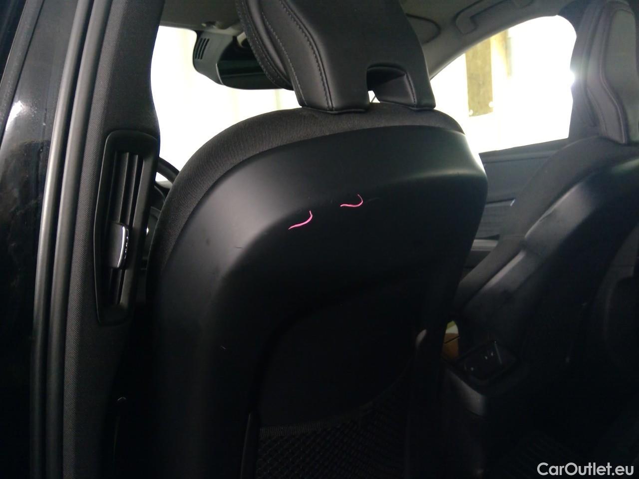  Volvo  V60  T6 350 Ins.Ex.Rec. AWD Aut #36