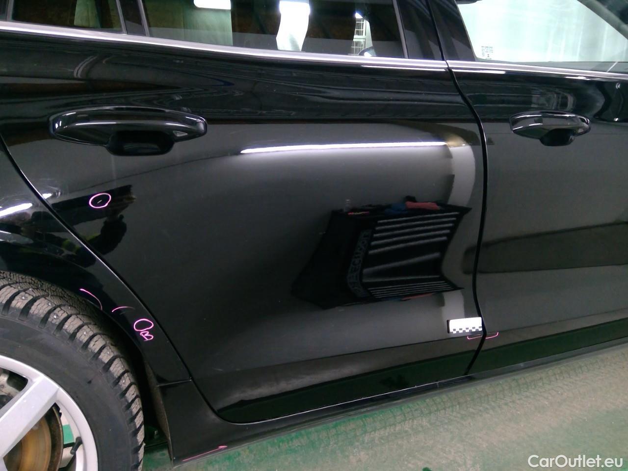  Volvo  V60  T6 350 Ins.Ex.Rec. AWD Aut #50