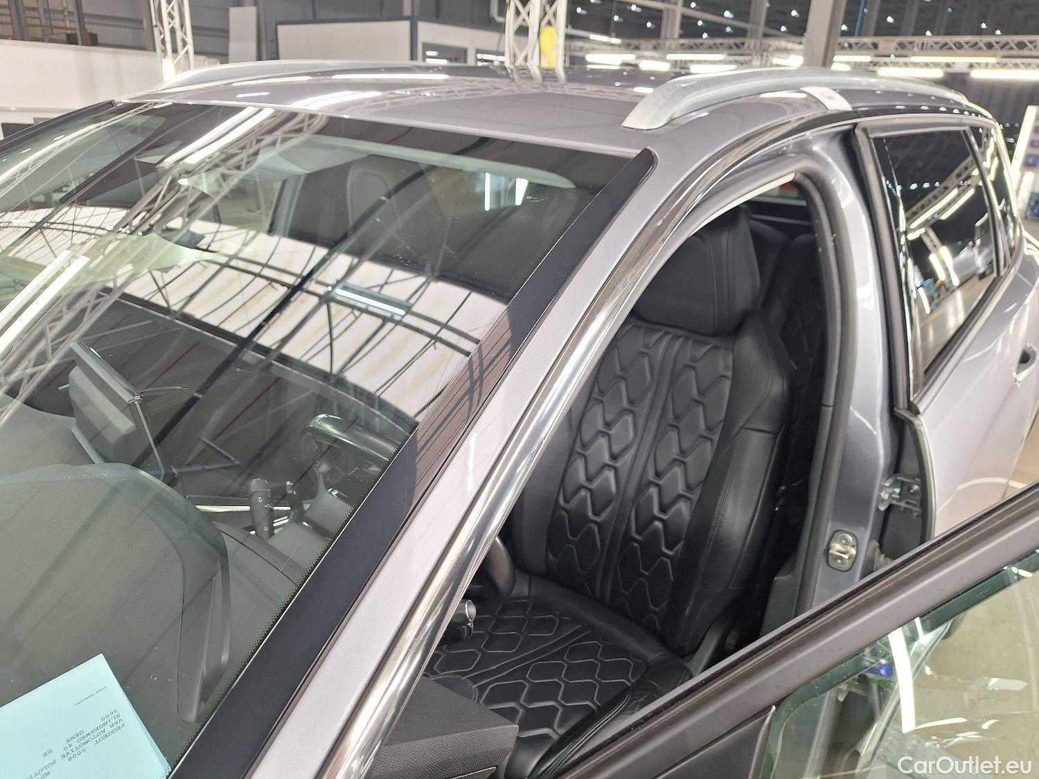  Peugeot  5008 Peugeot,  FL'20, Peugeot  1.5 BlueHDi 96kW S&S EAT8 Allure Pack #51