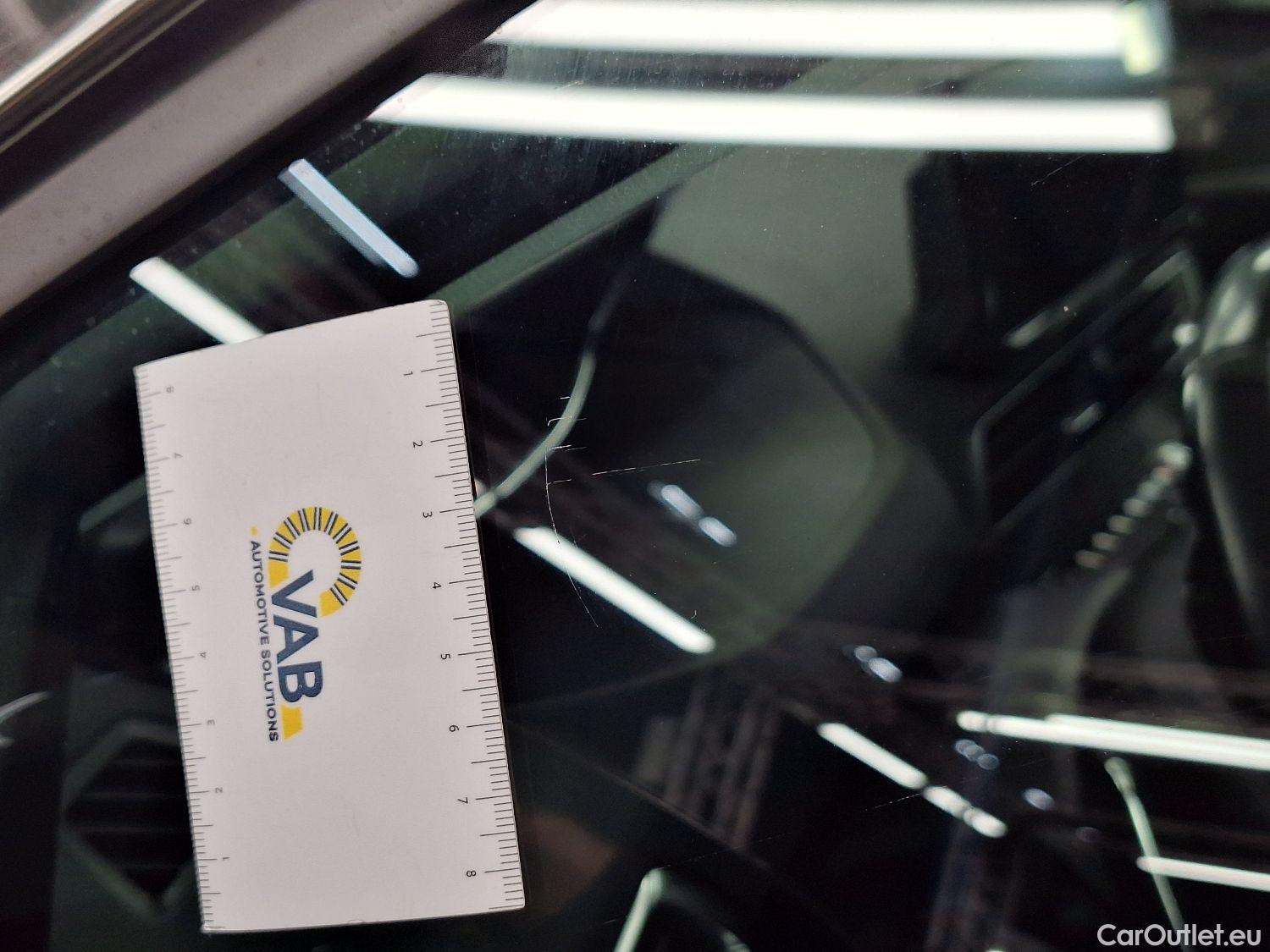  Peugeot  5008 Peugeot,  FL'20, Peugeot  1.5 BlueHDi 96kW S&S EAT8 Allure Pack #59