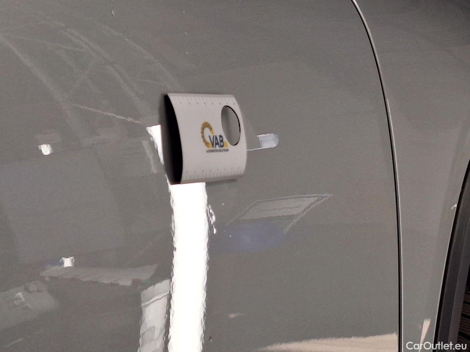  Mercedes  GLA Mercedes,  '20, Mercedes-Benz   200 d Business Solution 5d #43