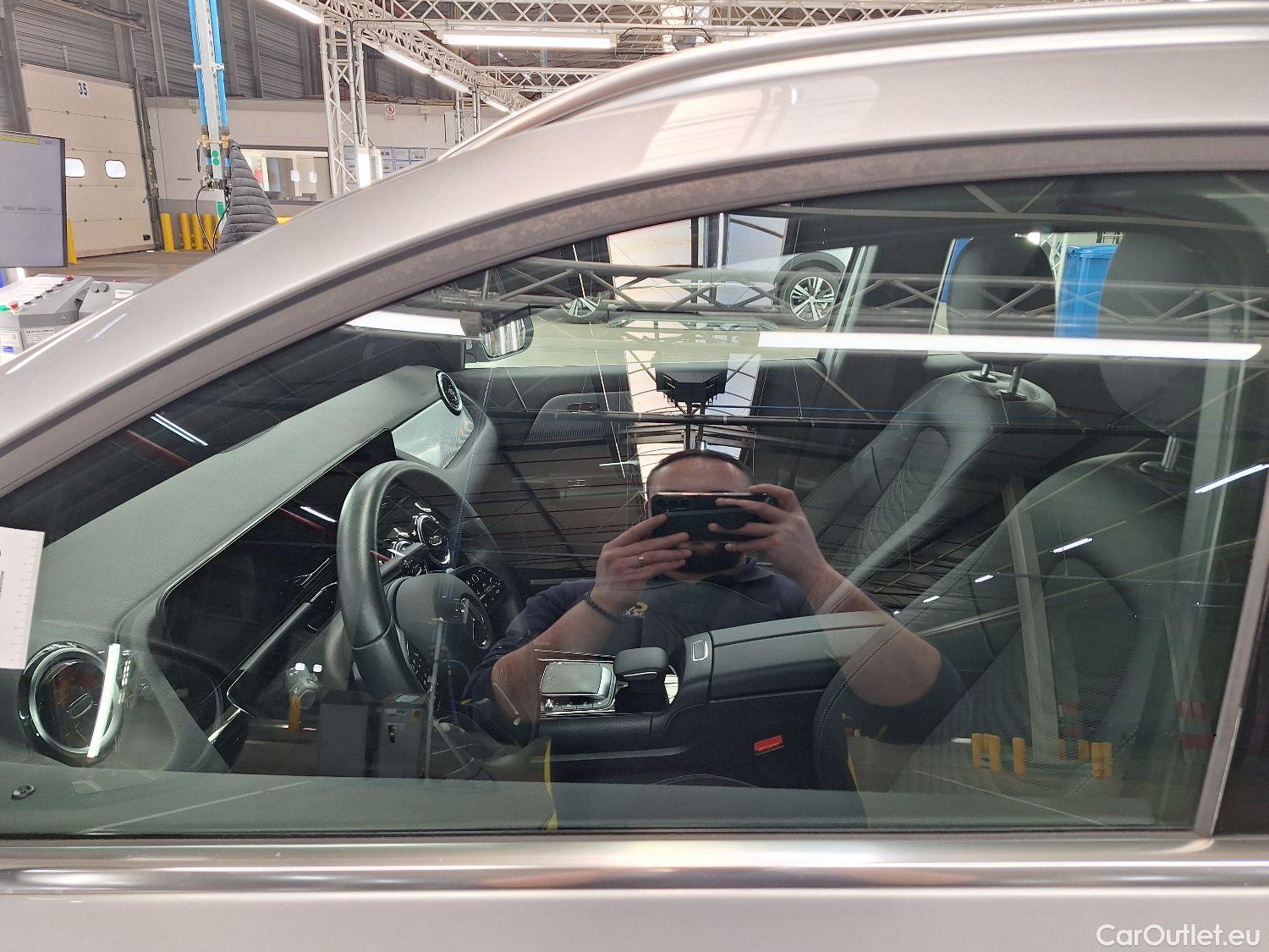  Mercedes  GLA Mercedes,  '20, Mercedes-Benz   200 d Business Solution 5d #53