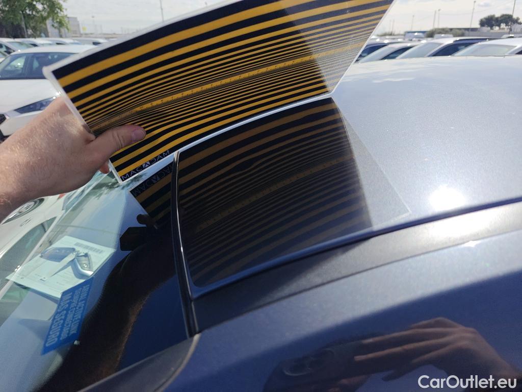  Bmw  Serie 1 BMW  / 2019 / 5P / berlina con portón 118i #15