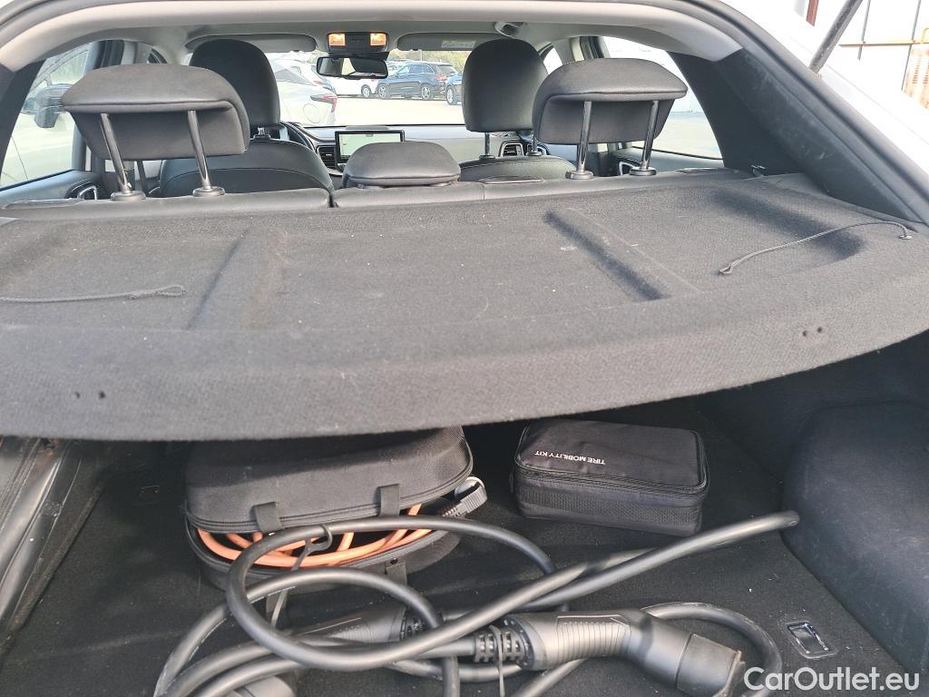  KIA  XCeed KIA  / 2019 / 5P / todoterreno 1.6 GDi PHEV 104kW (141CV) eTech #31