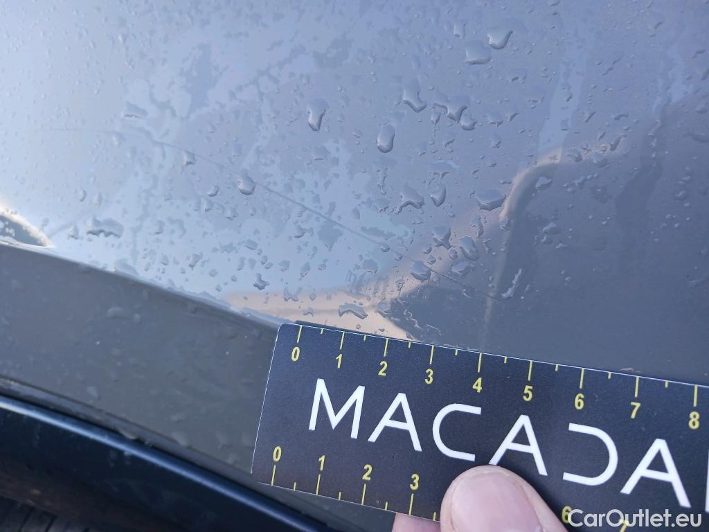  Audi  Q2 AUDI  / 2016 / 5P / todoterreno Design 30 TFSI 85kW (116CV) #21