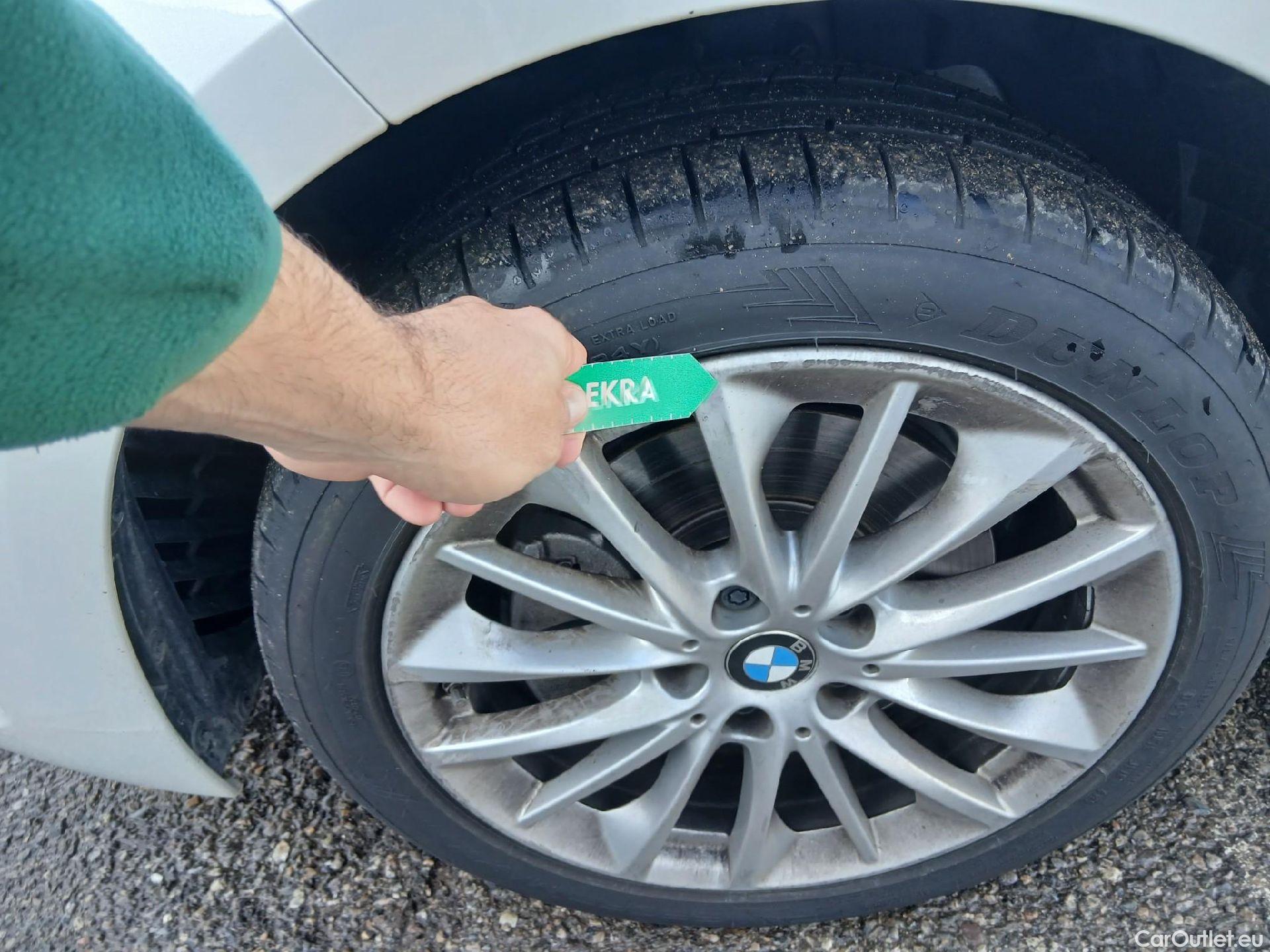  Bmw  Serie 1 BMW  / 2019 / 5P / berlina con portón 118i #7