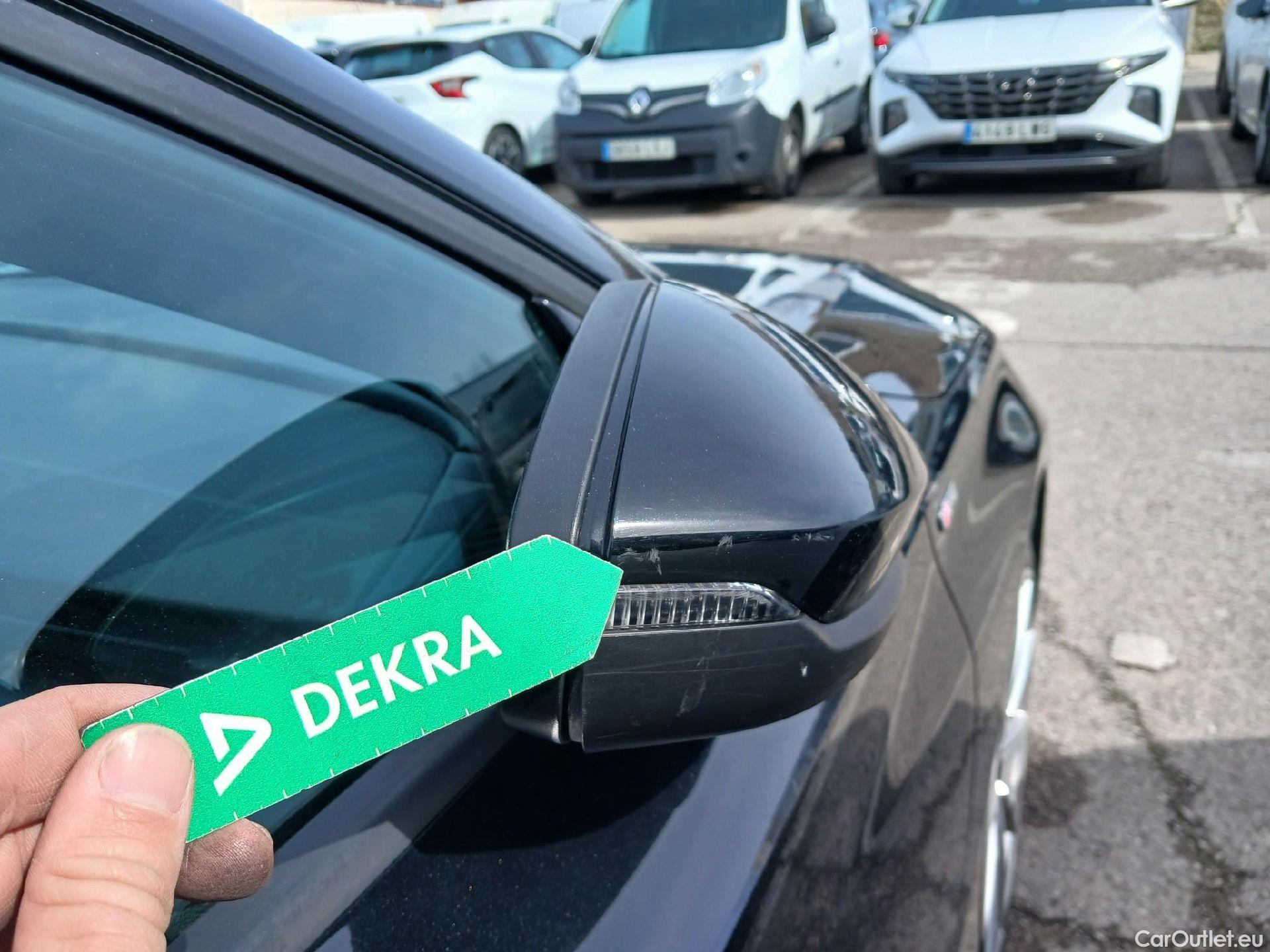  Audi  A3 AUDI  / 2020 / 5P / berlina con portón Sportback S line 30 TDI 85kW S tronic #40