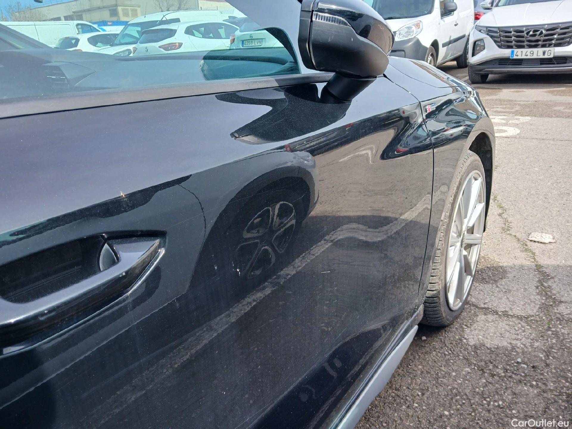  Audi  A3 AUDI  / 2020 / 5P / berlina con portón Sportback S line 30 TDI 85kW S tronic #23