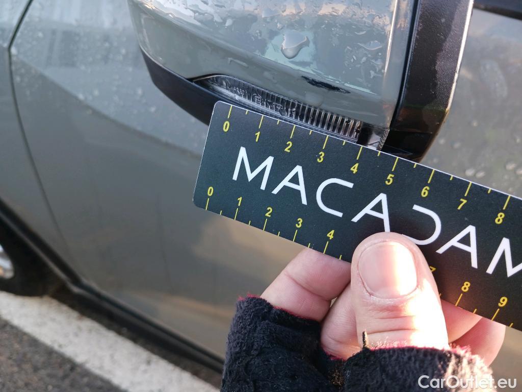  Audi  Q2 AUDI  / 2016 / 5P / todoterreno Design 30 TFSI 85kW (116CV) #39