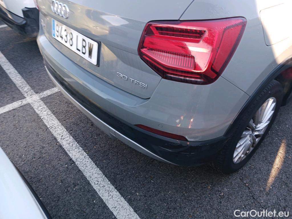  Audi  Q2 AUDI  / 2016 / 5P / todoterreno Design 30 TFSI 85kW (116CV) #28