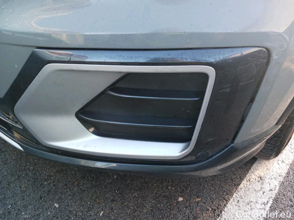  Audi  Q2 AUDI  / 2016 / 5P / todoterreno Design 30 TFSI 85kW (116CV) #42