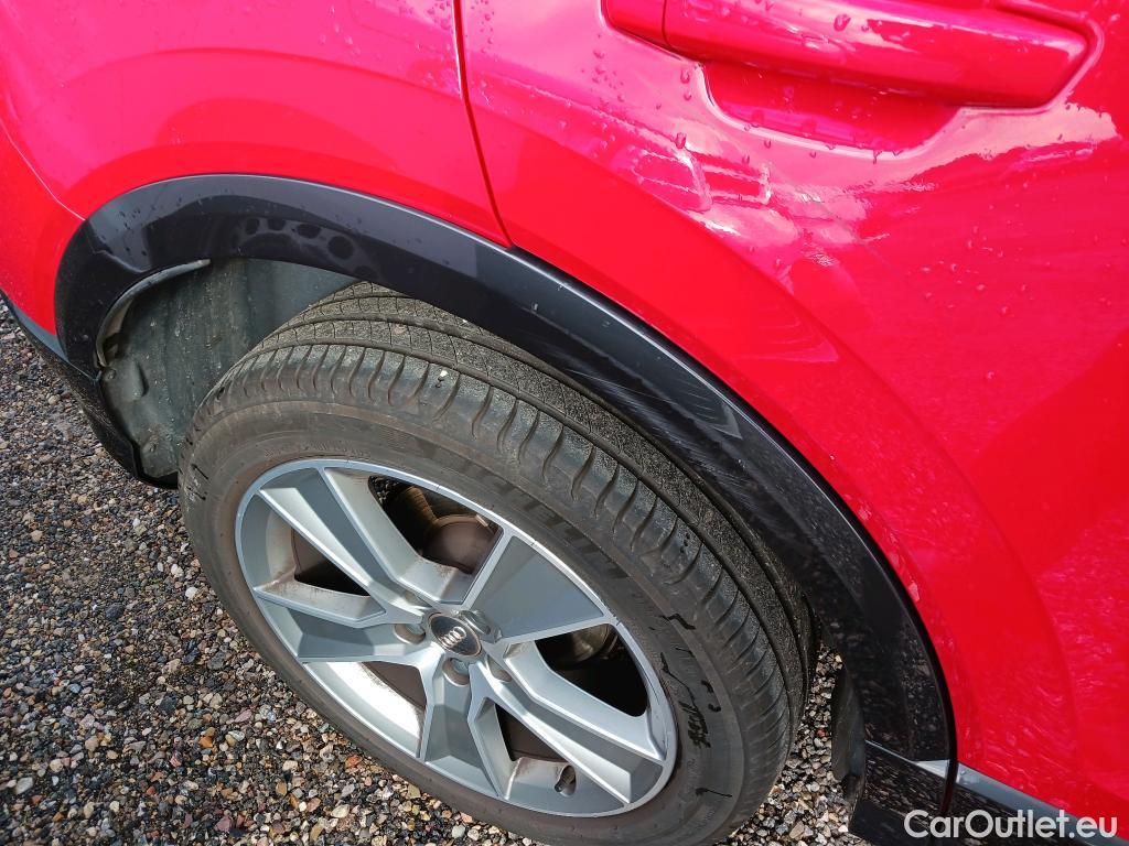  Audi  Q2 AUDI  / 2016 / 5P / todoterreno Design 30 TDI 85kW (116CV) #19