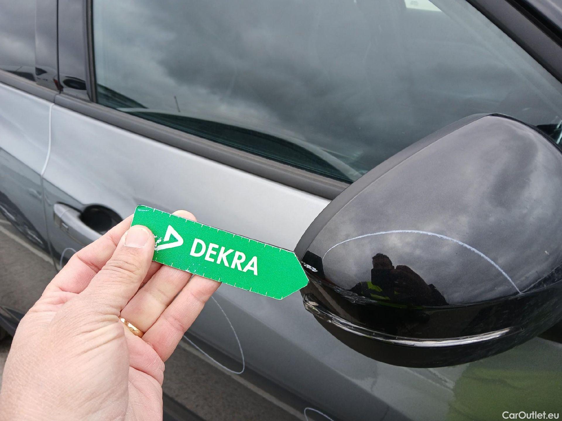  Nissan  Juke NISSAN  / 2019 / 5P / crossover DIG-T 84 kW (114 CV) DCT 7 V N-Connecta (AC2) #36