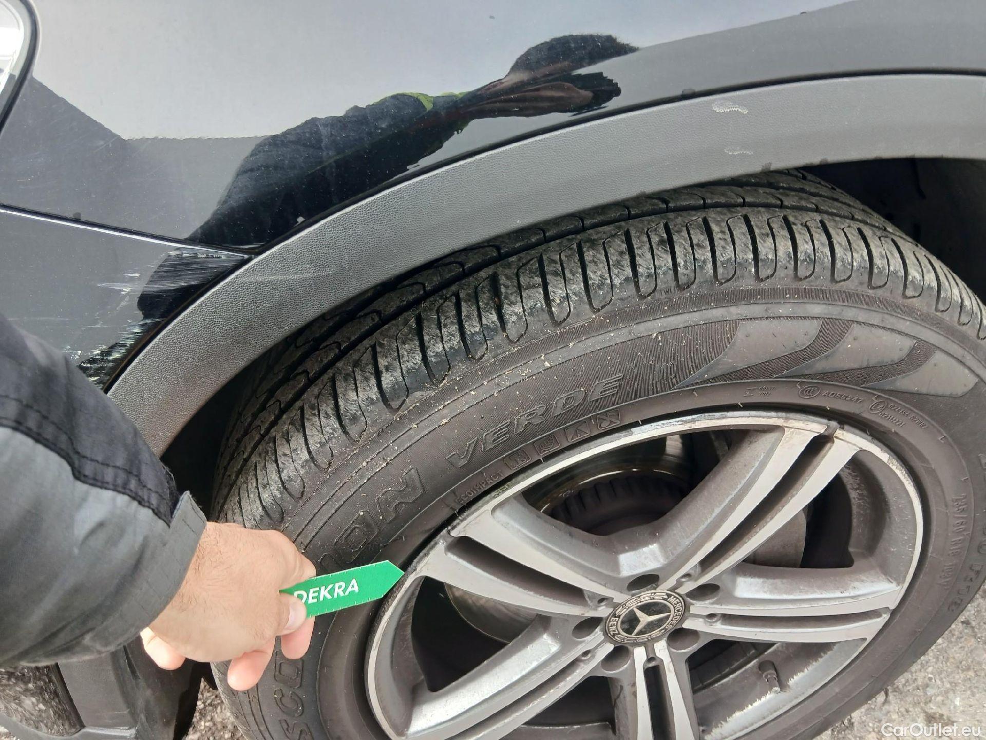  Mercedes  G-Klasee MERCEDES-BENZ Clase GLC / 2019 / 5P / todoterreno GLC 200 d 4MATIC #5