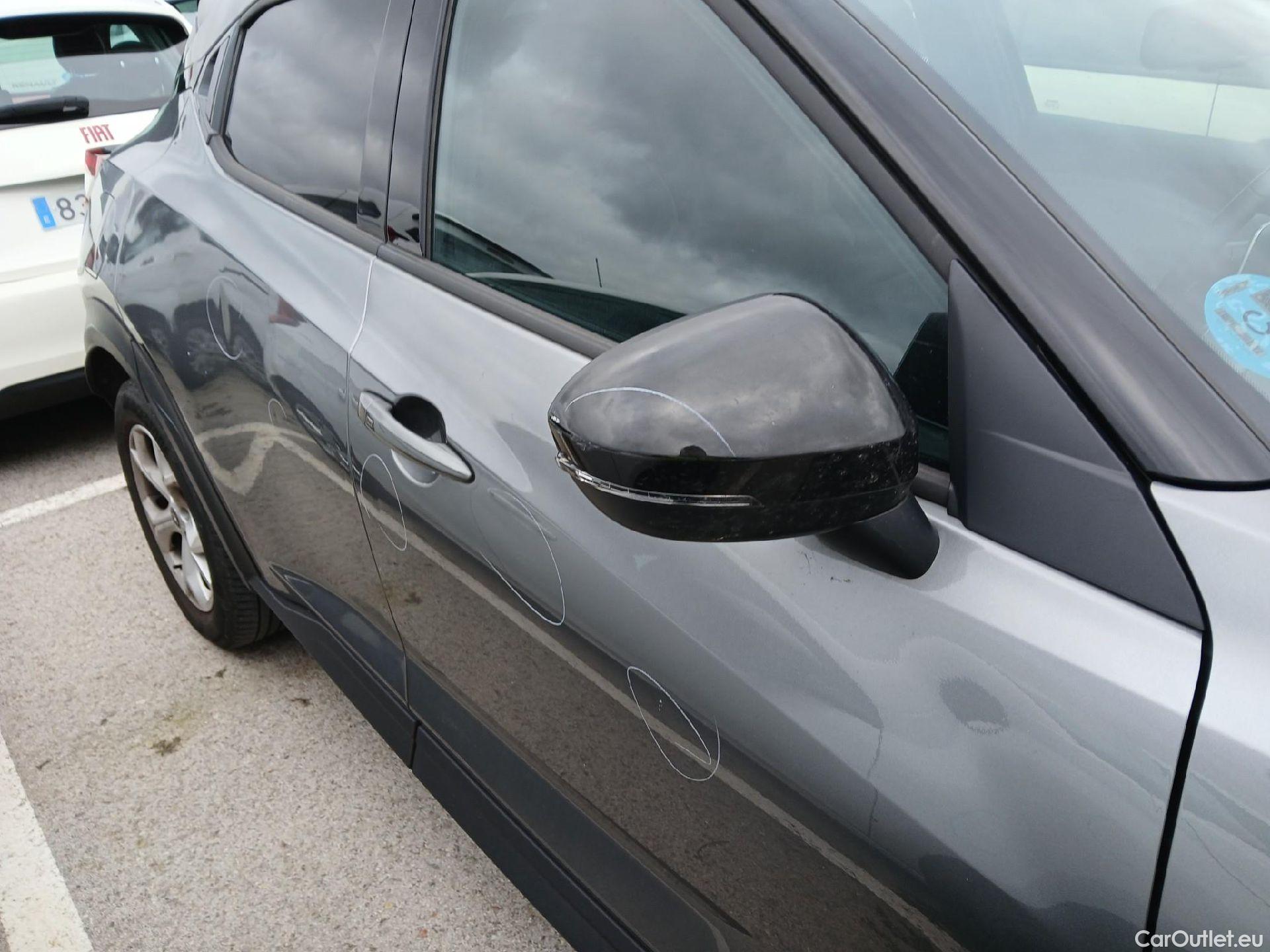  Nissan  Juke NISSAN  / 2019 / 5P / crossover DIG-T 84 kW (114 CV) DCT 7 V N-Connecta (AC2) #35