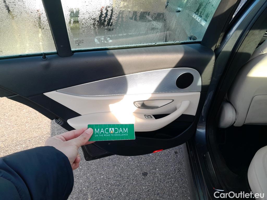  Mercedes  E-Klasse MERCEDES-BENZ Clase E / 2016 / 4P / sedán E 220 d #16