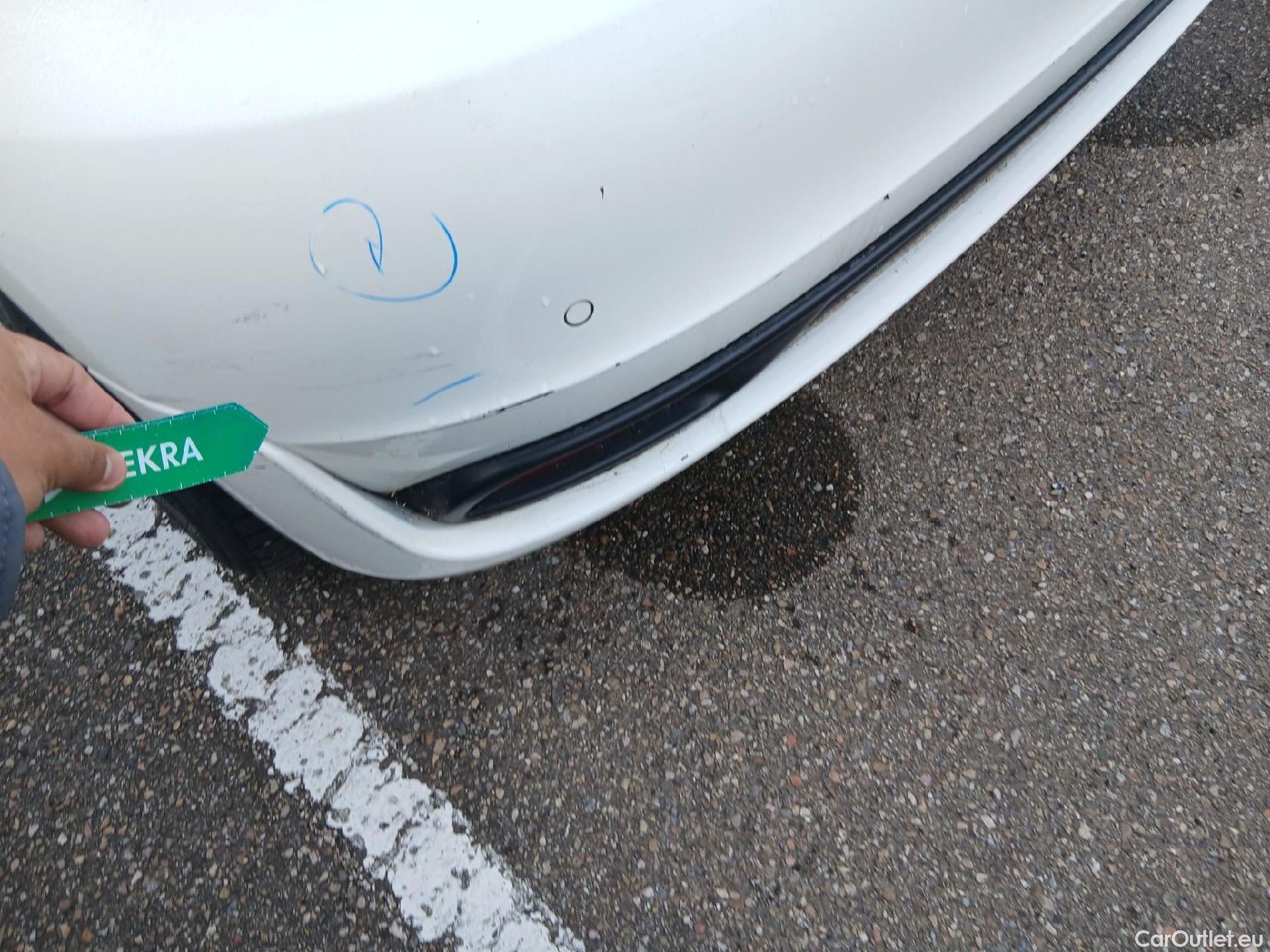  Fiat  500 FIAT  / 2015 / 3P / berlina con portón Connect 1.0 Hybrid 51KW (70 CV) #14