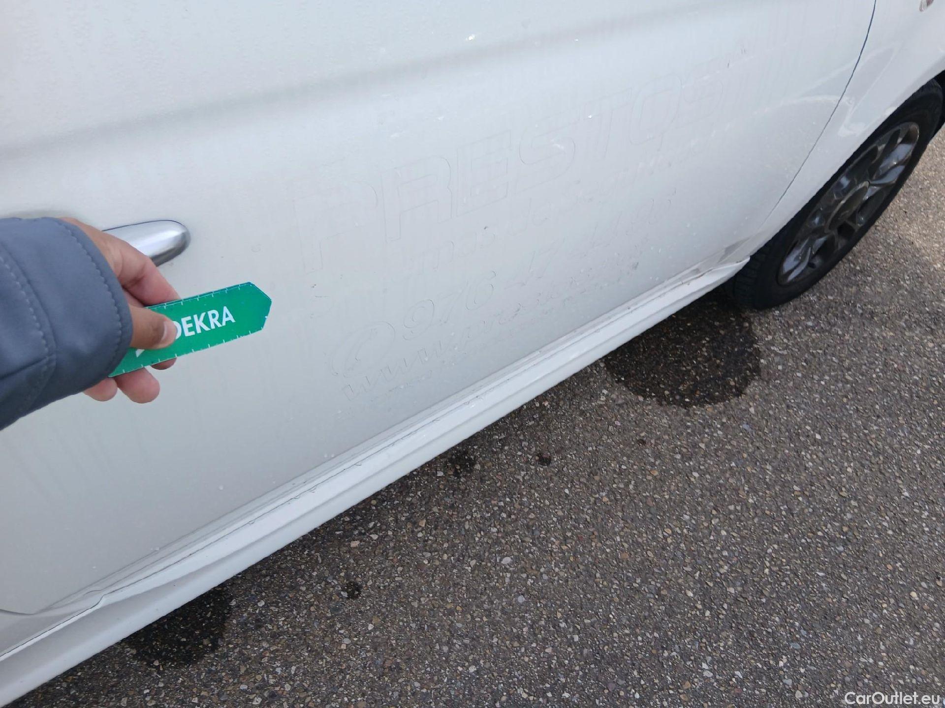  Fiat  500 FIAT  / 2015 / 3P / berlina con portón Connect 1.0 Hybrid 51KW (70 CV) #21