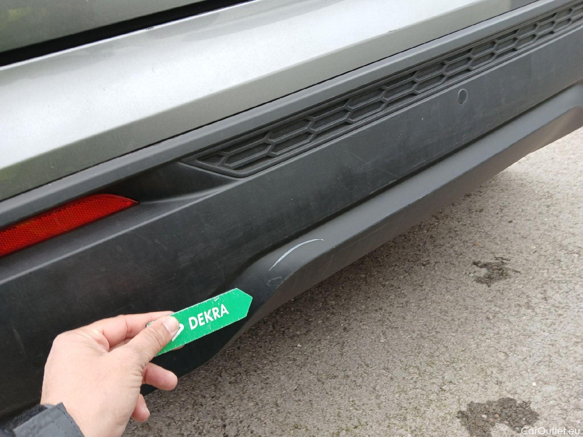  Nissan  Juke NISSAN  / 2019 / 5P / crossover DIG-T 84 kW (114 CV) DCT 7 V N-Connecta (AC2) #23