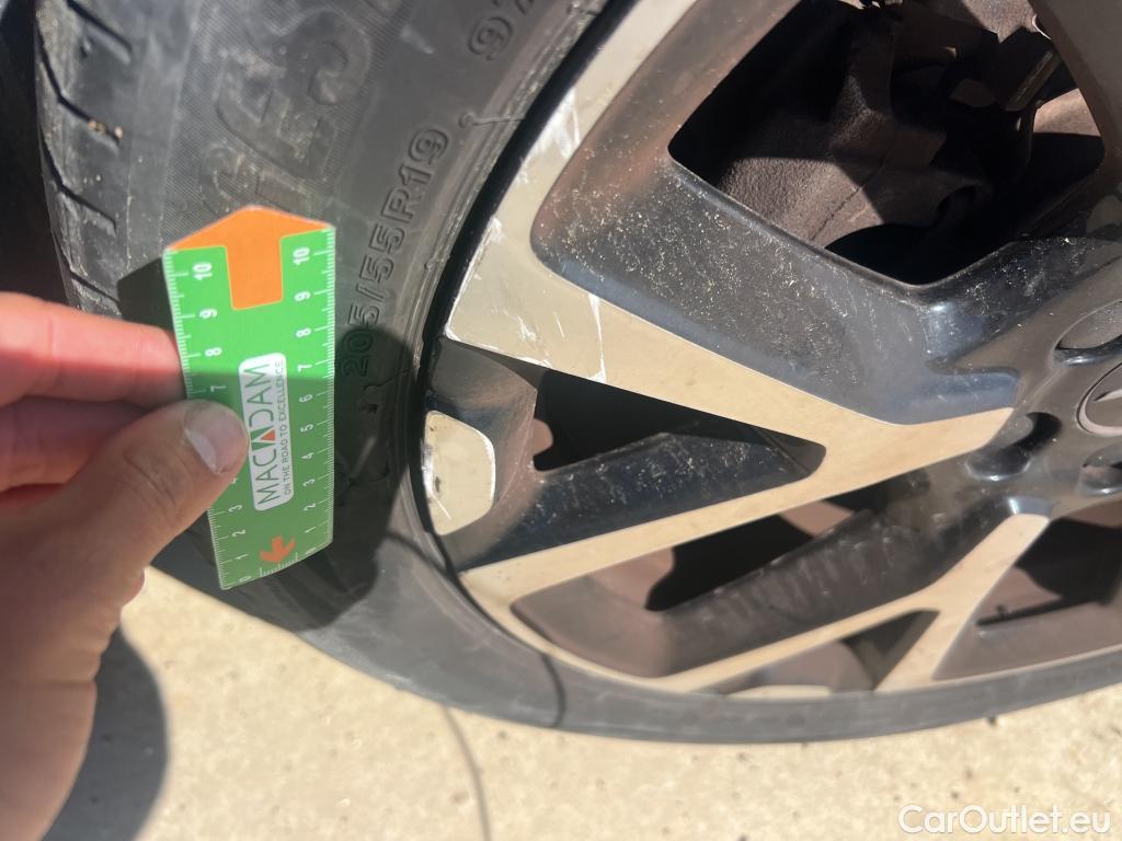  Citroen  C5 CITROEN  Aircross / 2018 / 5P / todoterreno BlueHdi 96kW (130CV) S&S Feel #9