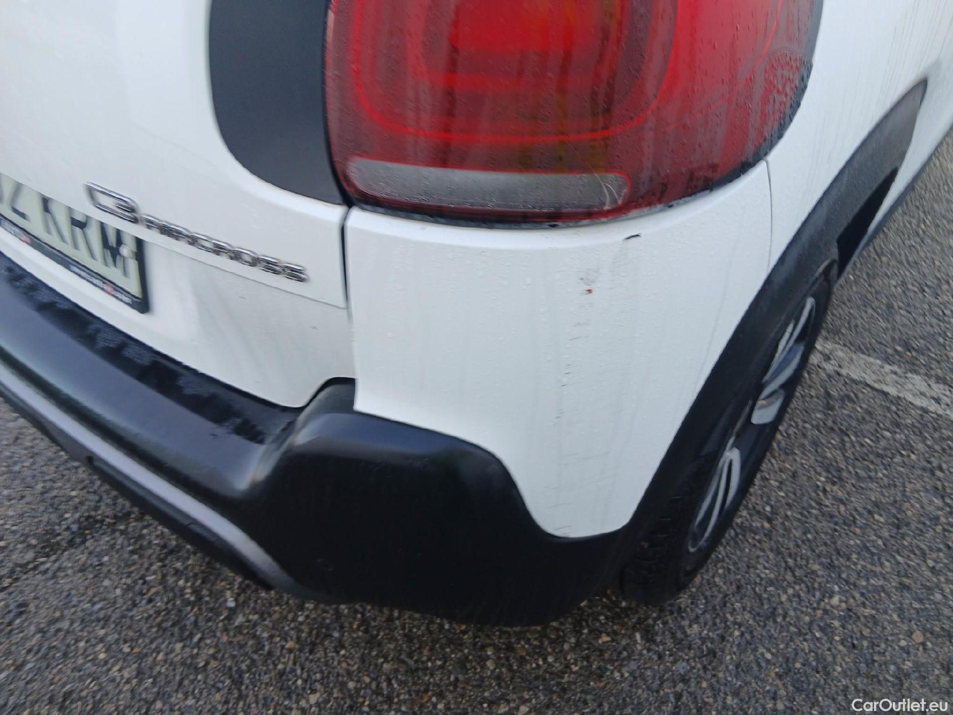  Citroen  C3 CITROEN  Aircross / 2017 / 5P / todoterreno PureTech 81kW (110CV) S&S SHINE #16