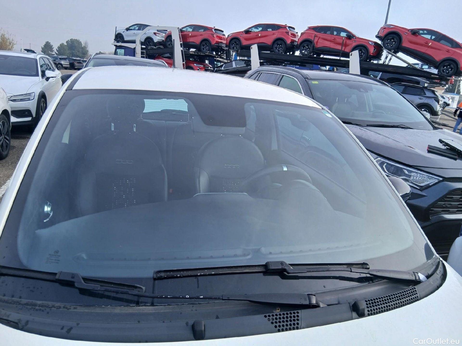  Fiat  500 FIAT  / 2015 / 3P / berlina con portón Connect 1.0 Hybrid 51KW (70 CV) #6