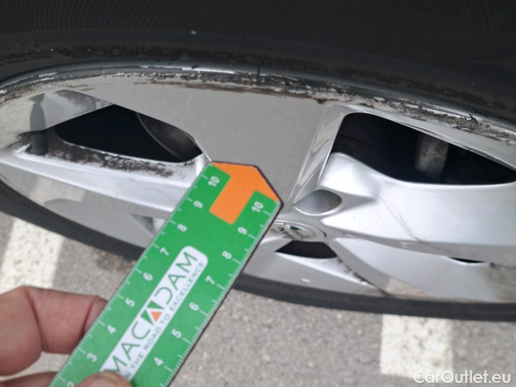  Nissan  Qashqai NISSAN  / 2017 / 5P / todoterreno dCi 85 kW (115 CV) E6D ACENTA (AC) #29