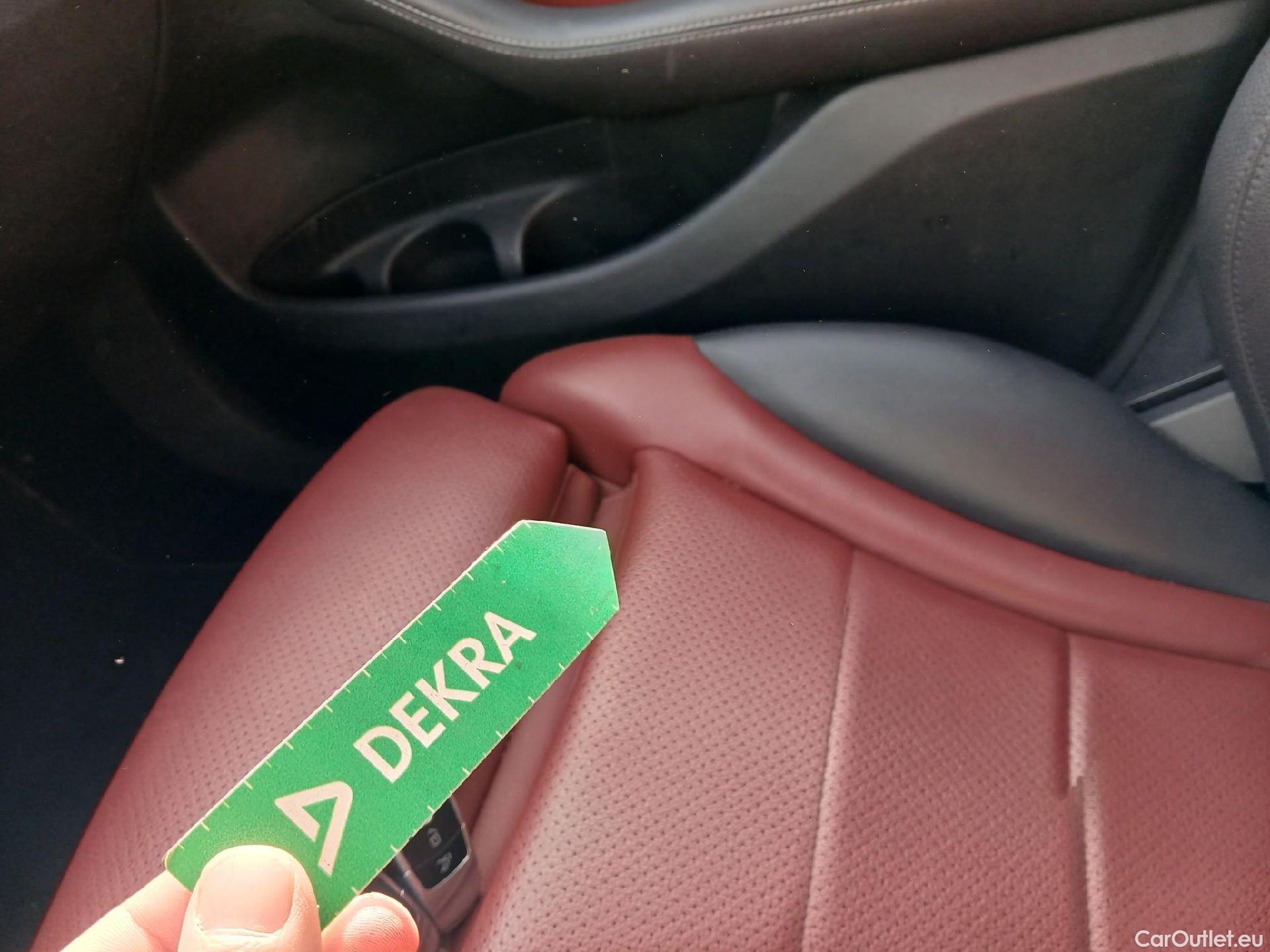  Mercedes  G-Klasee MERCEDES-BENZ Clase GLC / 2019 / 5P / todoterreno GLC 300 de 4MATIC #32