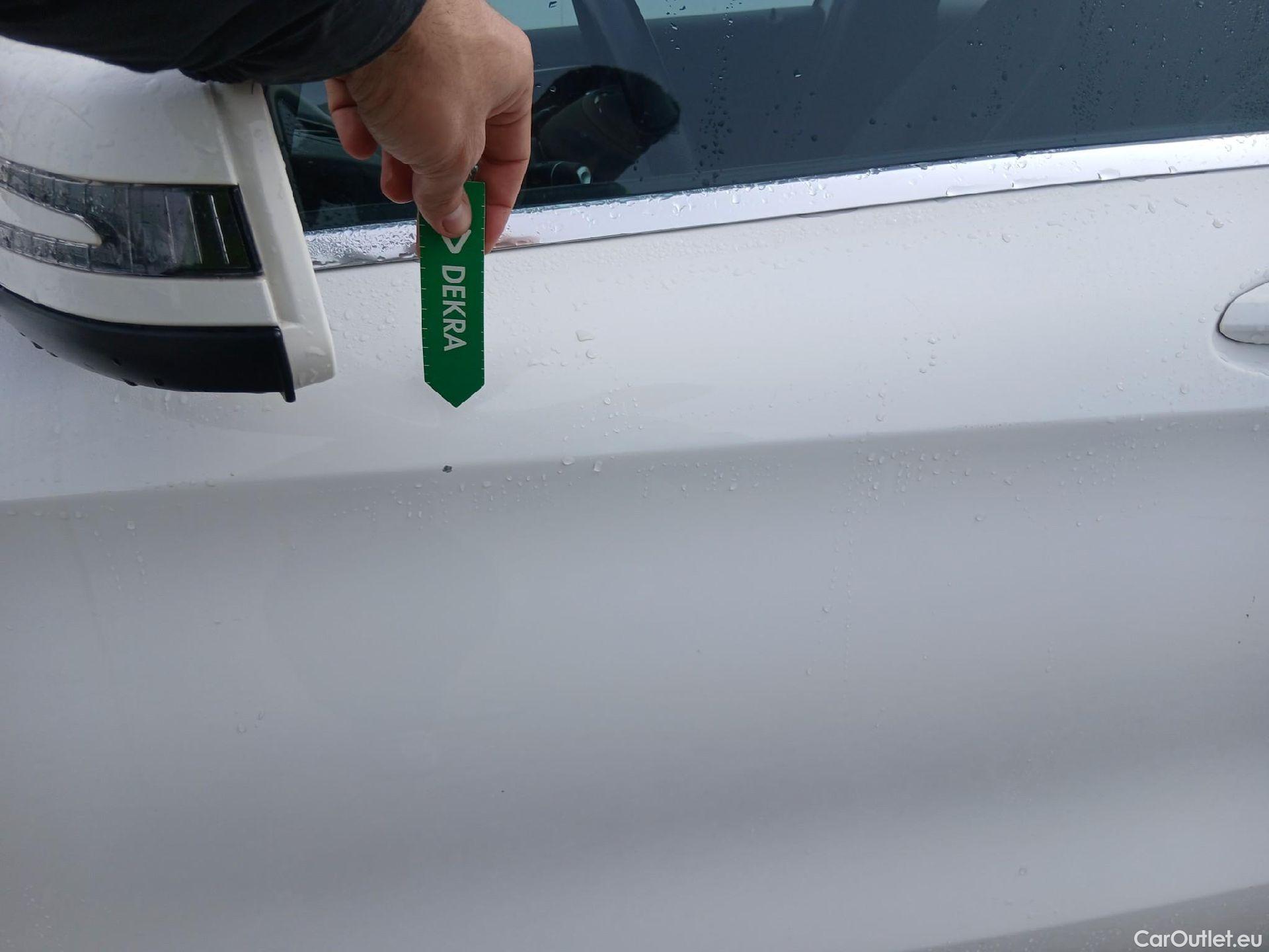  Mercedes  GLA MERCEDES-BENZ Clase  / 2017 / 5P / todoterreno  200 d #10