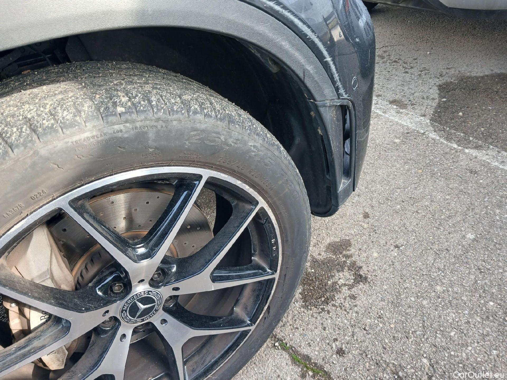  Mercedes  G-Klasee MERCEDES-BENZ Clase GLC / 2019 / 5P / todoterreno GLC 300 de 4MATIC #25