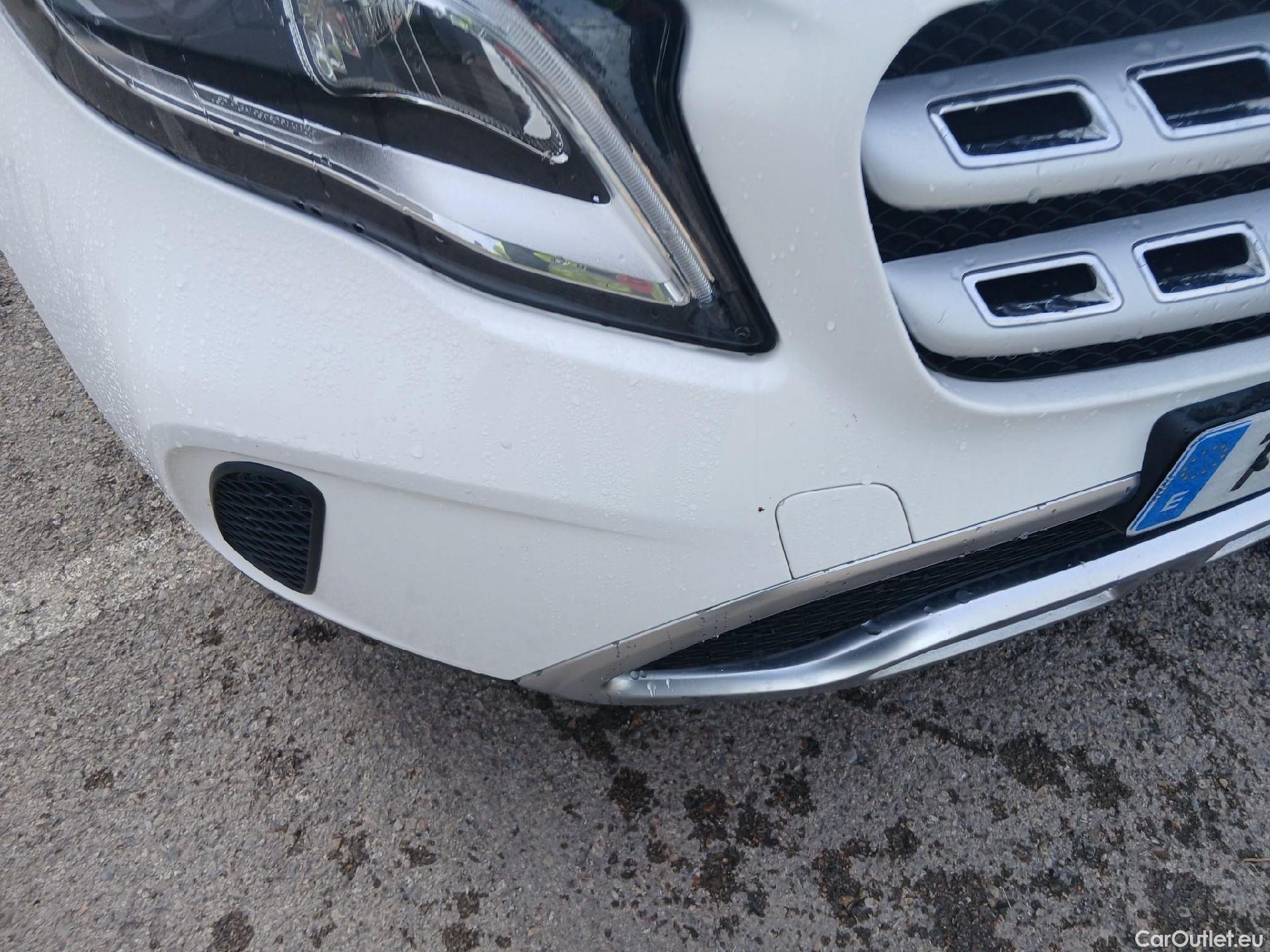  Mercedes  GLA MERCEDES-BENZ Clase  / 2017 / 5P / todoterreno  200 d #1