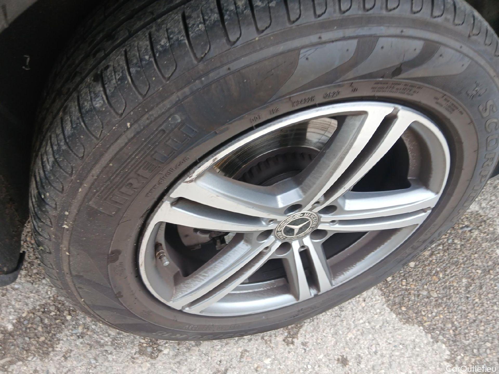  Mercedes  G-Klasee MERCEDES-BENZ Clase GLC / 2019 / 5P / todoterreno GLC 200 d 4MATIC #22