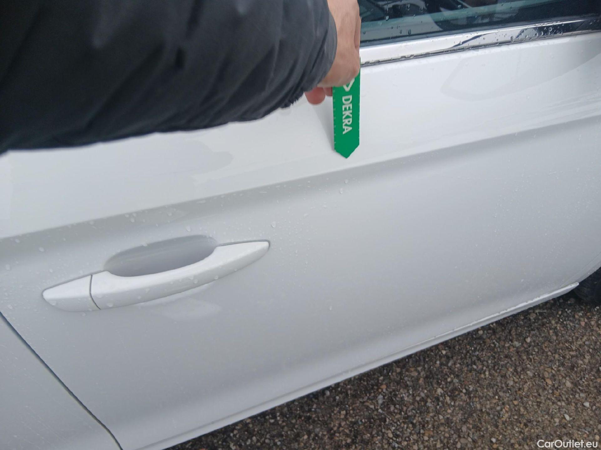  Opel  Corsa OPEL  1.2T XHL 74kW (100CV) Elegance #19