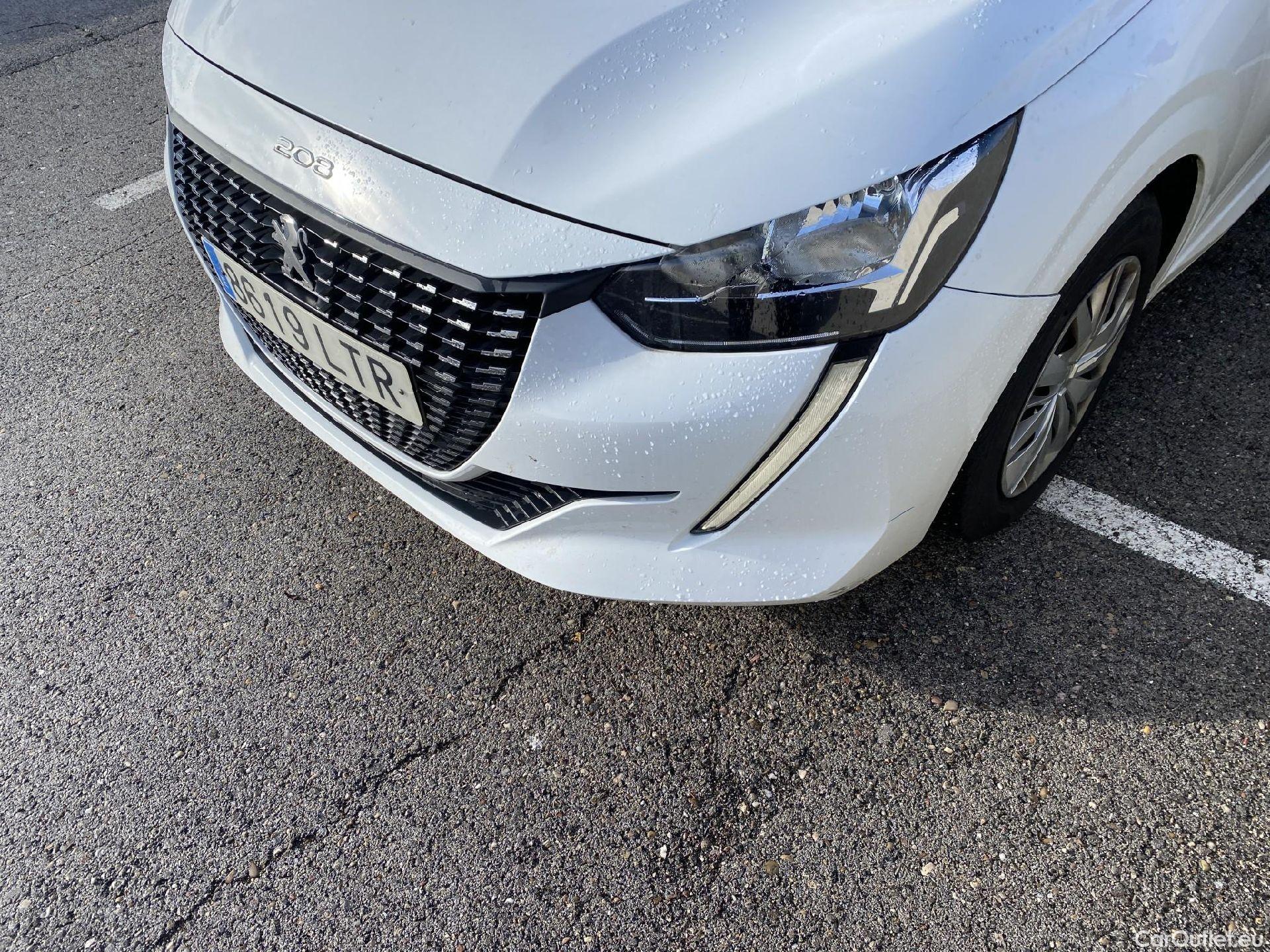  Peugeot  208 PEUGEOT  / 2019 / 5P / berlina con portón BlueHDi 73kW (100CV) Active #4