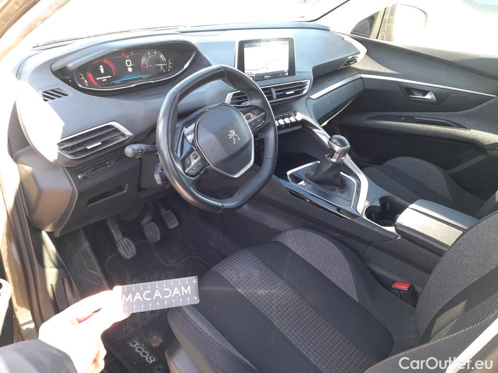  Peugeot  3008 PEUGEOT  / 2016 / 5P / todoterreno 1.5L BlueHDi 96kW (130CV) S&S Active (AC2) #18