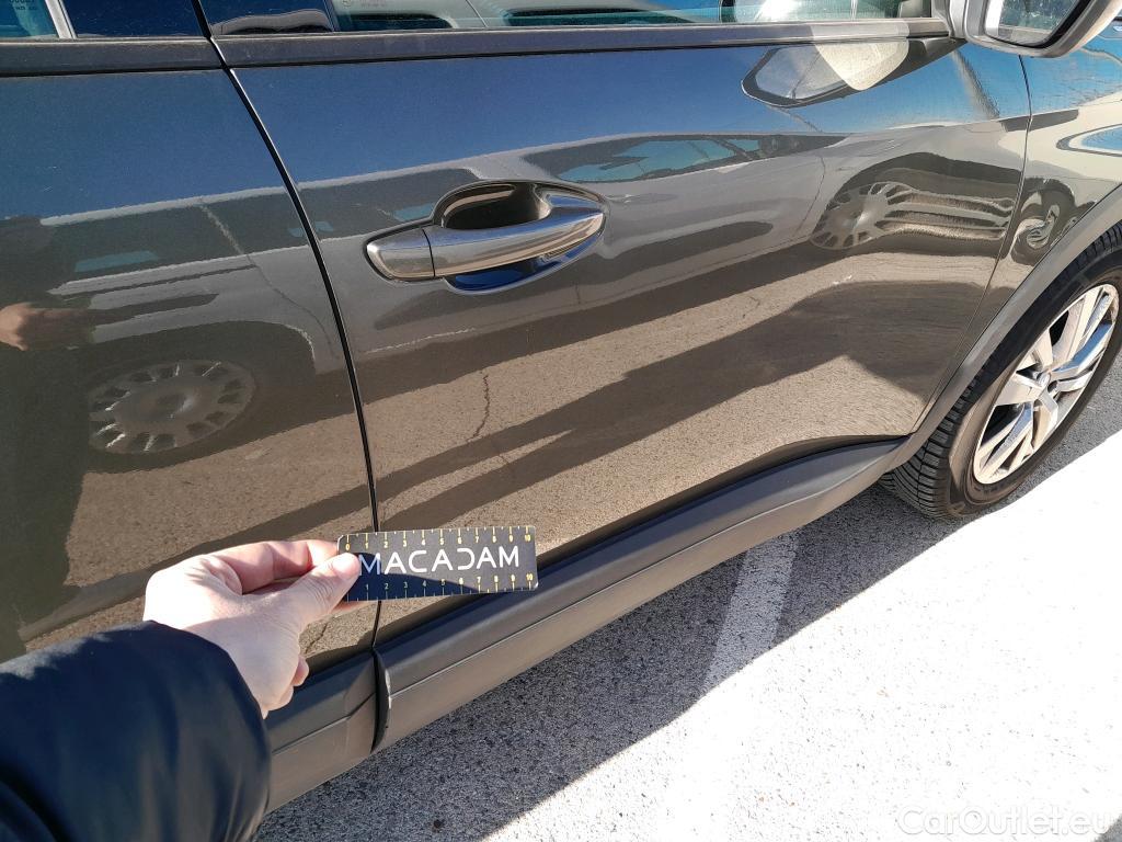  Peugeot  3008 PEUGEOT  / 2016 / 5P / todoterreno 1.5L BlueHDi 96kW (130CV) S&S Active (AC2) #3