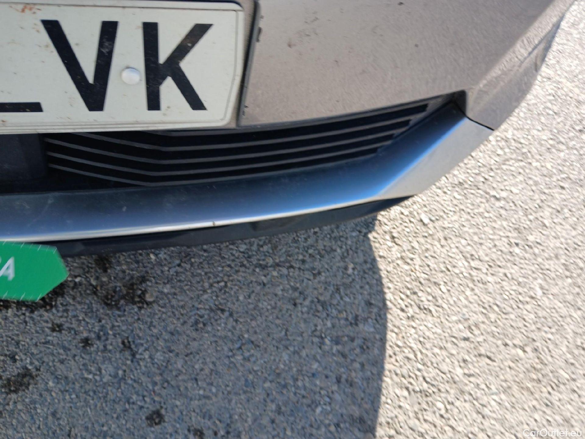  Peugeot  3008 PEUGEOT  Hybrid / 2020 / 5P / todoterreno 225 e-EAT8 Allure Pack #10