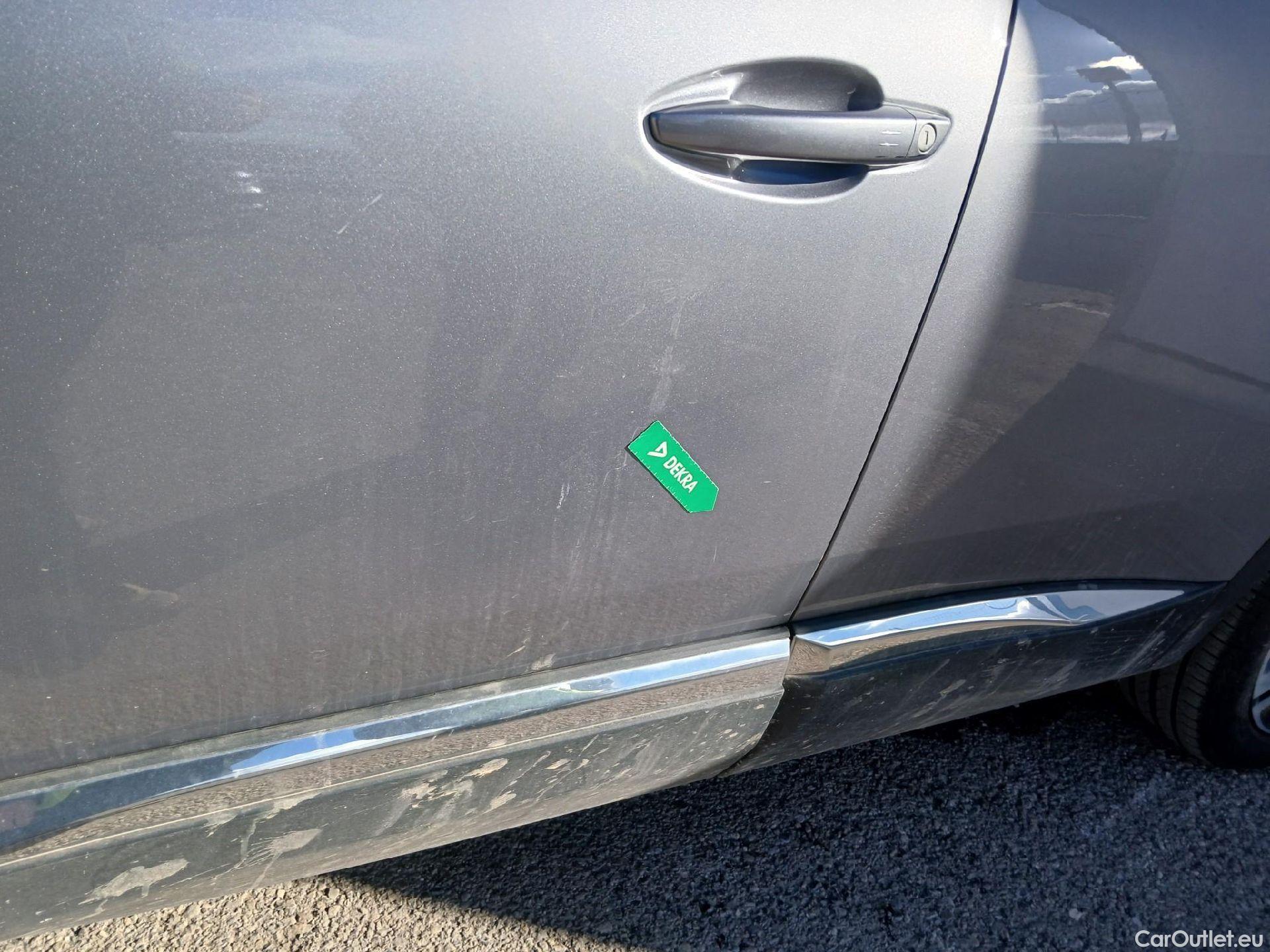  Peugeot  3008 PEUGEOT  Hybrid / 2020 / 5P / todoterreno 225 e-EAT8 Allure Pack #12