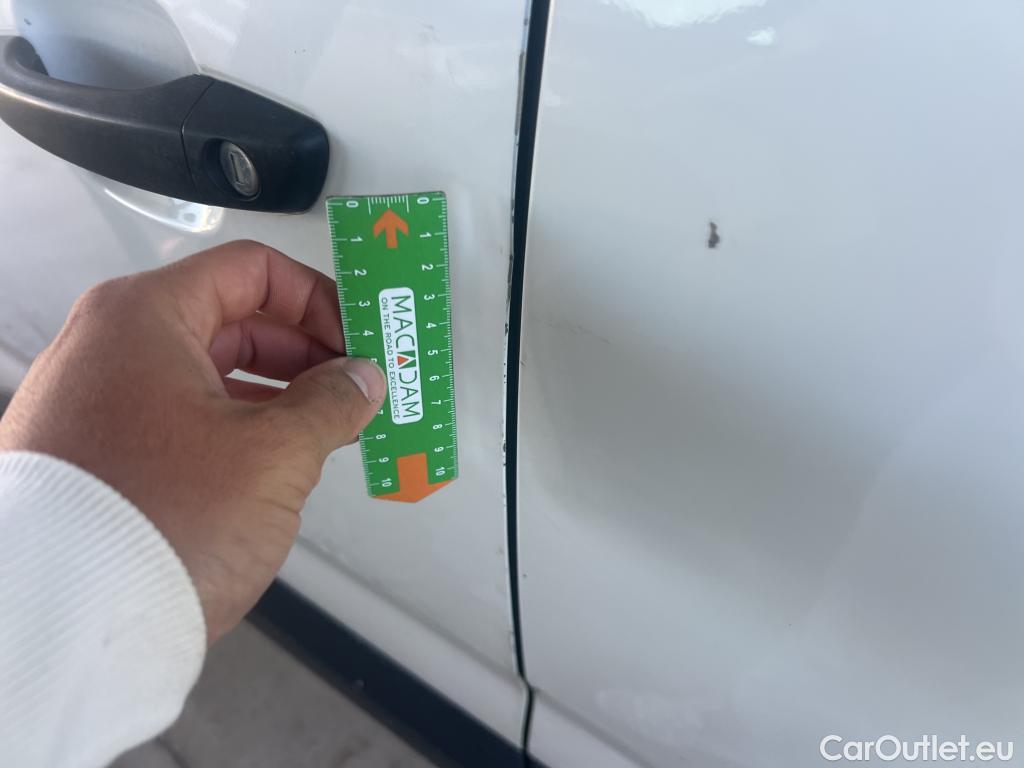  Citroen  Berlingo CITROEN  / 2018 / 4P / furgón derivado de turismo Talla XL BlueHDi 100 CONTROL #10