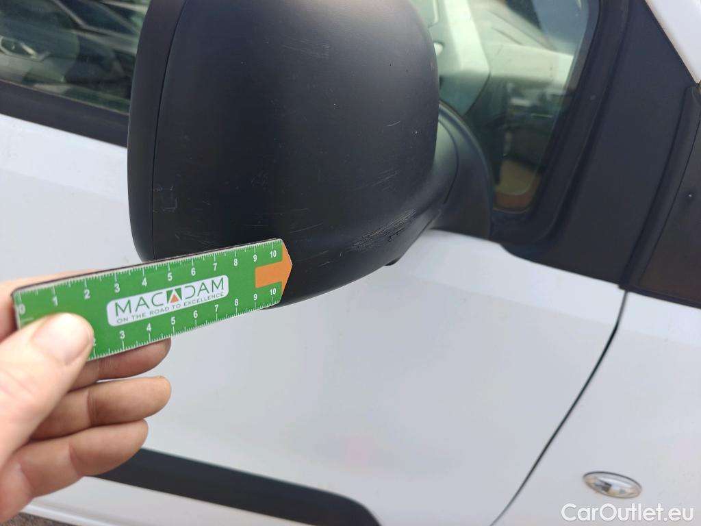  Citroen  Berlingo CITROEN  / 2015 / 4P / combi Multispace LIVE Edit.BlueHDi 74KW (100CV (AC) #48