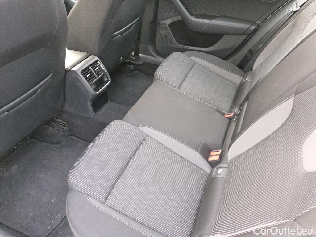  Skoda  Octavia SKODA  / 2020 / 5P / familiar Combi 2.0 TDI 110kW(150CV) DSG Ambition #17