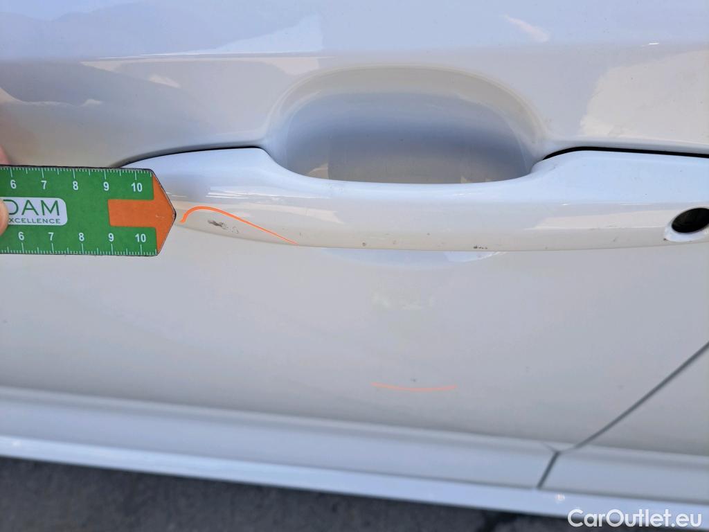  Toyota  Corolla TOYOTA  / 2019 / 5P / familiar 1.8 125H BUSINESS PLUS E-CVT TOU SPORT #24