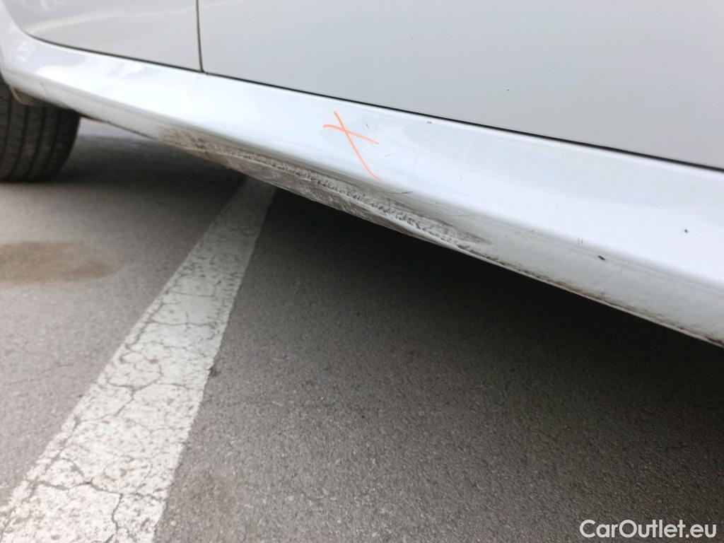  Skoda  Octavia SKODA  / 2020 / 5P / familiar Combi 2.0 TDI 110kW(150CV) DSG Ambition #1