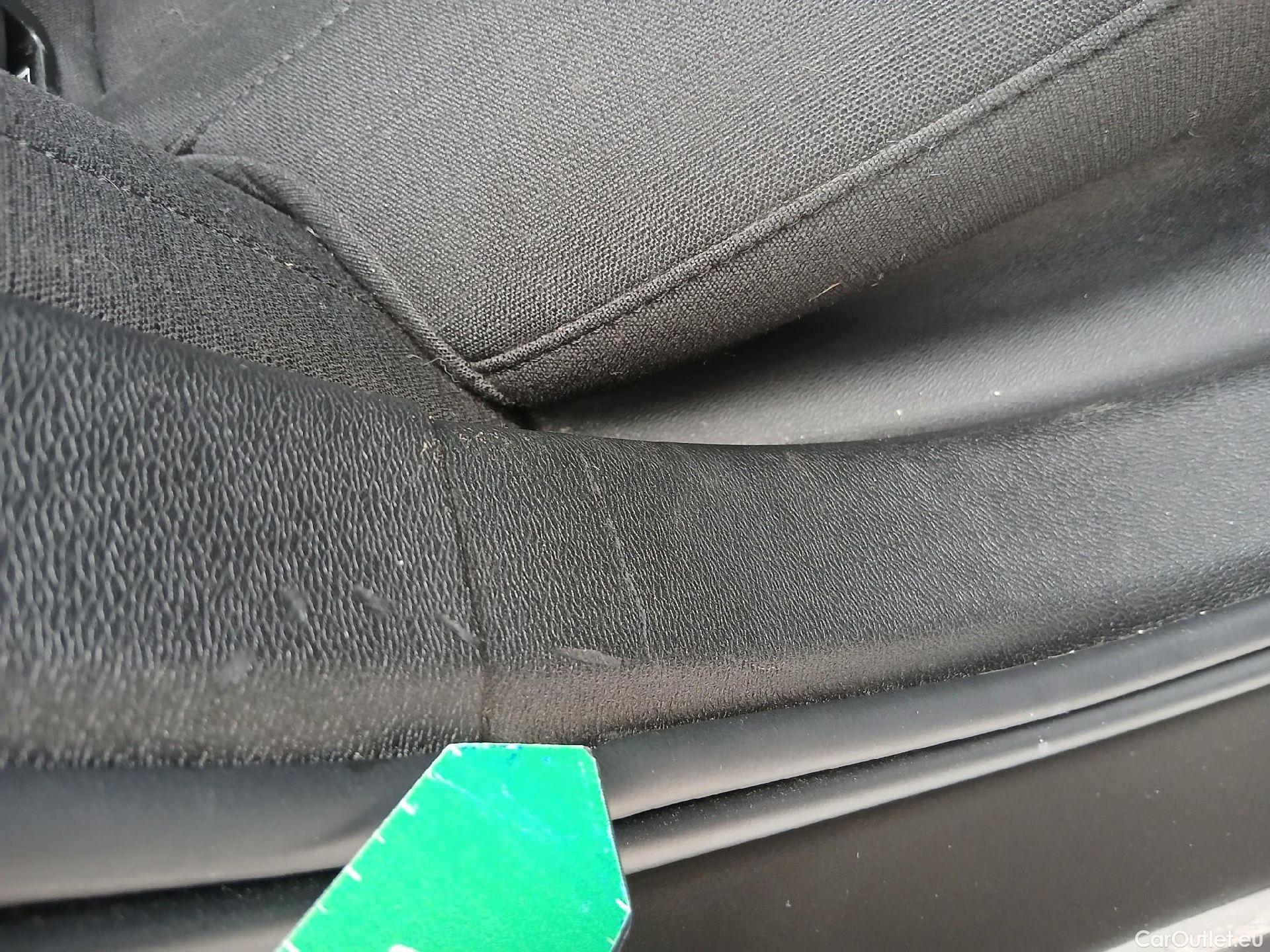  Volvo  V60 VOLVO  / 2018 / 5P / familiar 2.0 B4 (D) Momentum Auto #42