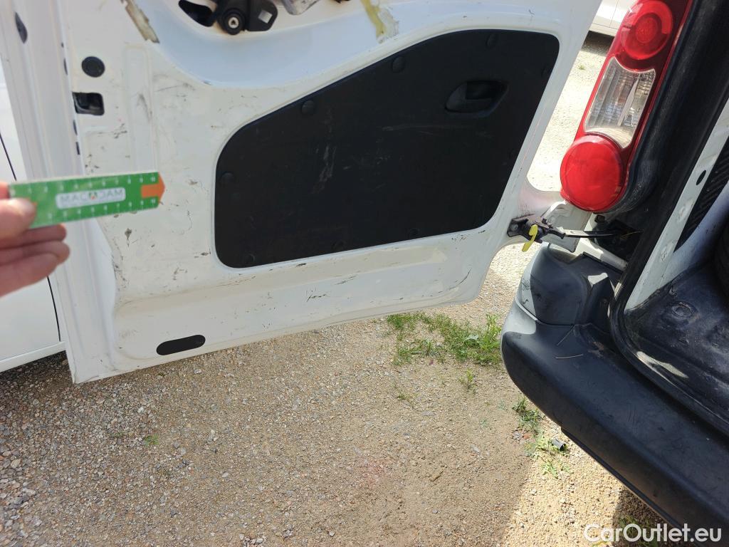  Citroen  Berlingo CITROEN  / 2015 / 4P / combi Multispace LIVE Edit.BlueHDi 74KW (100CV (AC) #14