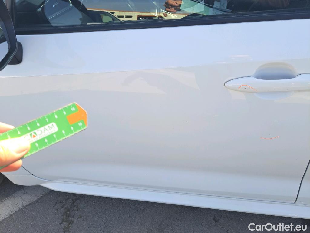  Toyota  Corolla TOYOTA  / 2019 / 5P / familiar 1.8 125H BUSINESS PLUS E-CVT TOU SPORT #29