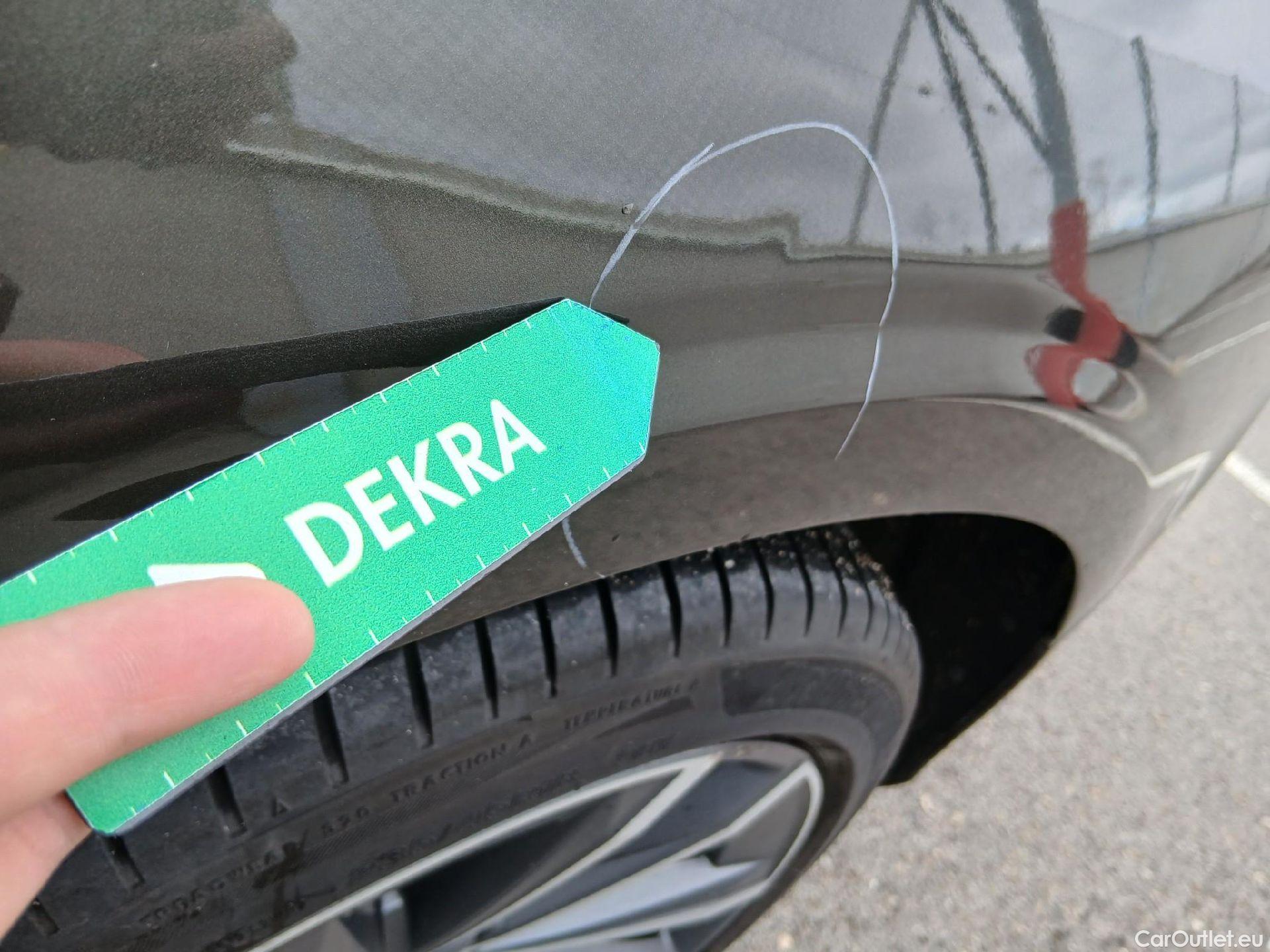  Volvo  V60 VOLVO  / 2018 / 5P / familiar 2.0 B4 (D) Momentum Auto #20