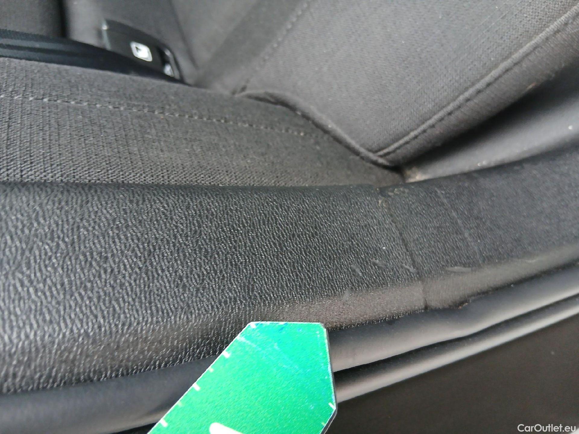  Volvo  V60 VOLVO  / 2018 / 5P / familiar 2.0 B4 (D) Momentum Auto #39