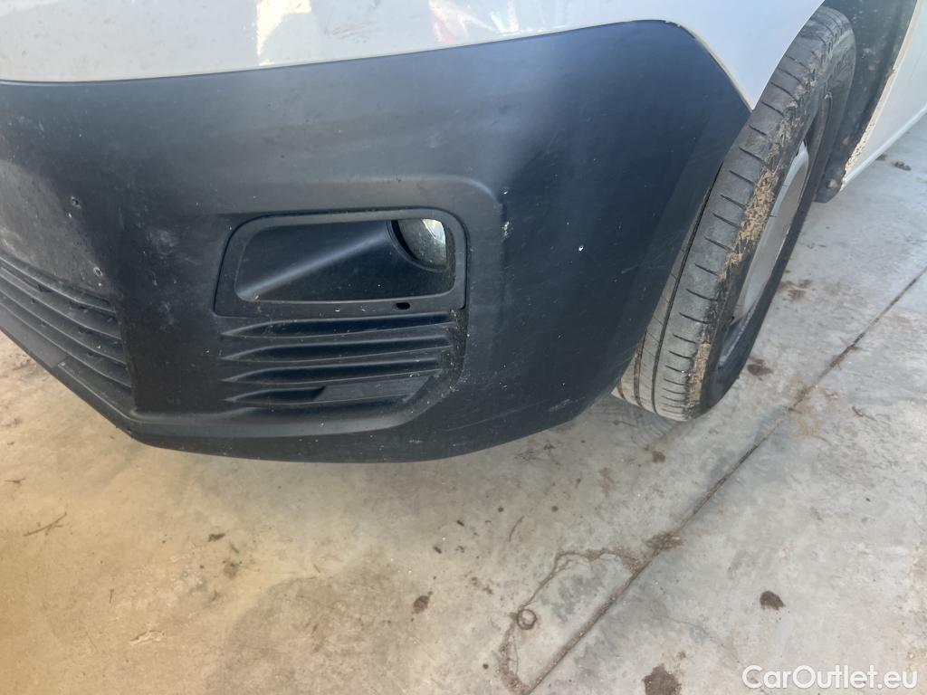  Citroen  Berlingo CITROEN  / 2018 / 4P / furgón derivado de turismo Talla XL BlueHDi 100 CONTROL #21