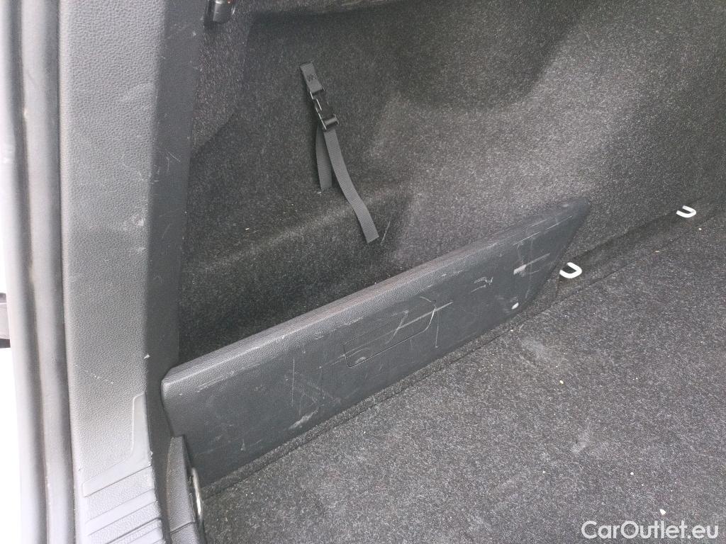  Skoda  Octavia SKODA  / 2020 / 5P / familiar Combi 2.0 TDI 110kW(150CV) DSG Ambition #7